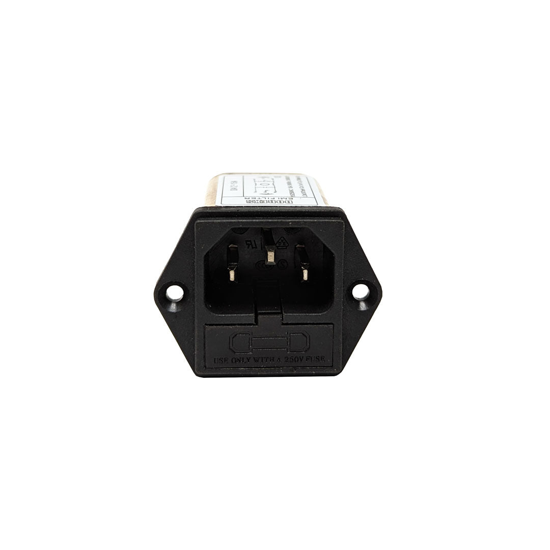 MIRA 15A AC Receptacle